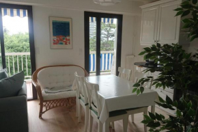 Harmonious 70 m with BALCONY view on the SEA